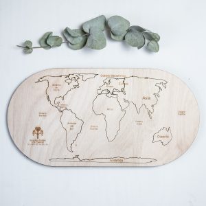 Planisferio en madera